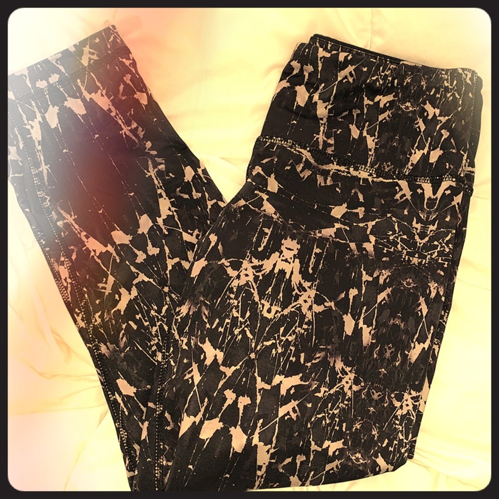Silky soft leggings!! Size small!